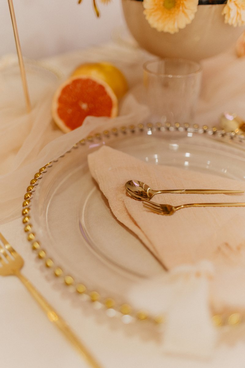 Platzteller Perlenrand gold zum Mieten